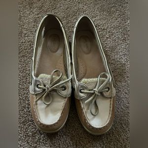 Cream and tan Sperry topsiders Size 7.5.